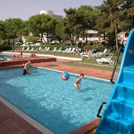 Antares Rosso B4* Apartment Lignano Sabbiadoro