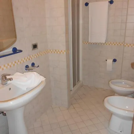 Apartamento Antares Rosso B4* *